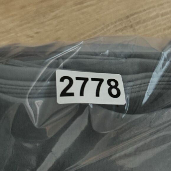 Athleta Pants Women 2 Petite Gray Sage Green‎ Eastbound Straight Pant Athleisure - Picture 10 of 10